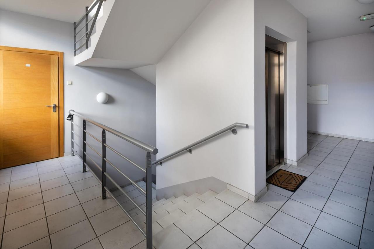 Ziedondarza Park One Bedroom Apartment With Balcony Riga Exterior photo